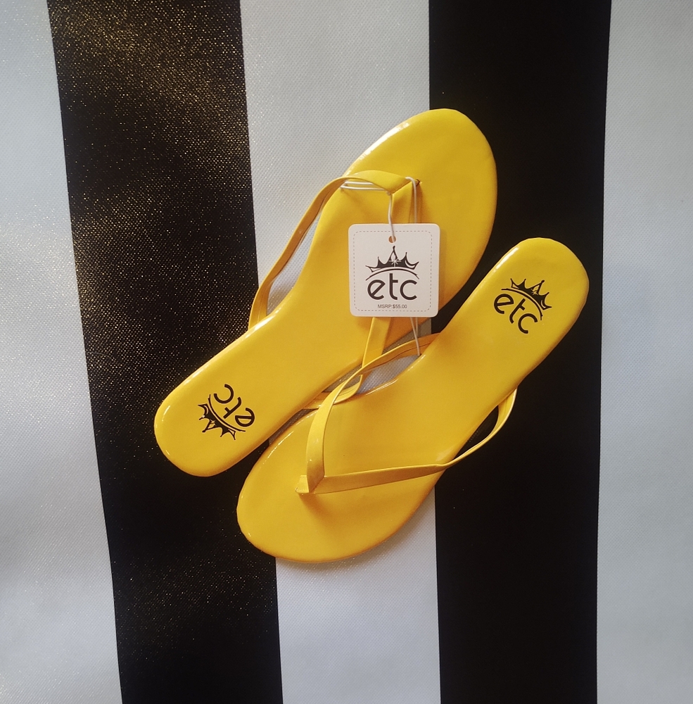 NWt BrighT☀️ YelloW Sandals-Style Shoes by etc ~ Size: 8